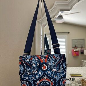 NWOT Vera Bradley Blue and Orange Crossbody Messanger Bag with Vibrant Pattern